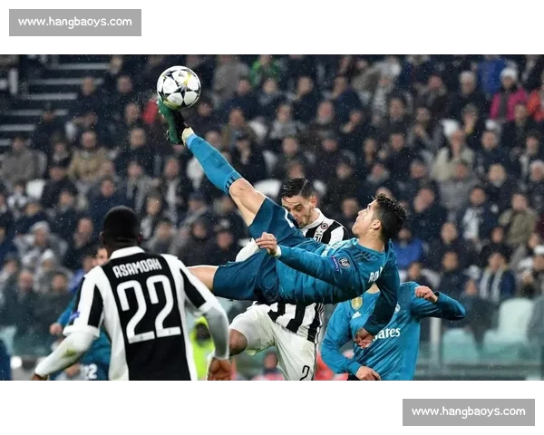 绝杀瞬间点燃全场激情球迷见证历史辉煌进球 绝杀瞬间点燃全场激情球迷见证历史辉煌进球